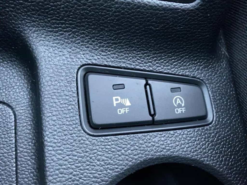 Hyundai i20 1.0 Trend CAM*SHZ*PDC*Facelift*LM*Klima 06/2020-photo-15
