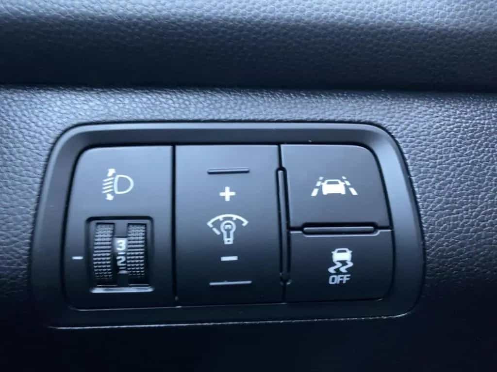 Hyundai i20 1.0 Trend CAM*SHZ*PDC*Facelift*LM*Klima 06/2020-photo-19