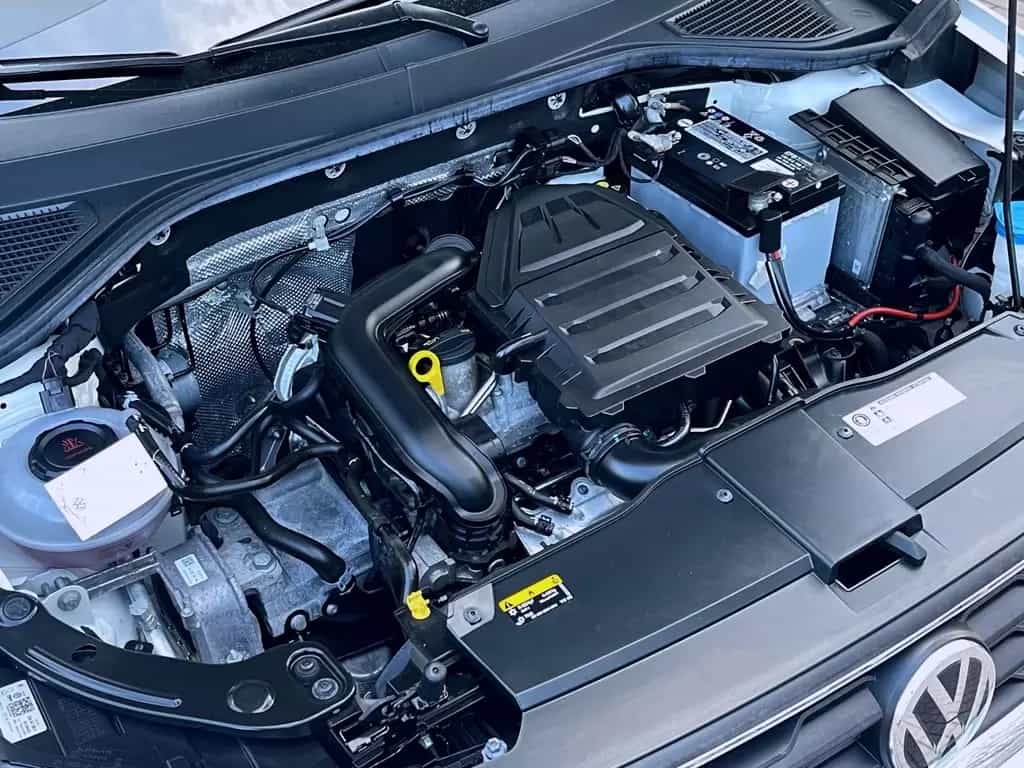 Volkswagen T-ROC STYLE °LANE °4-SEASON °SCHECKHEFT GARANTIE 02/2019-photo-31