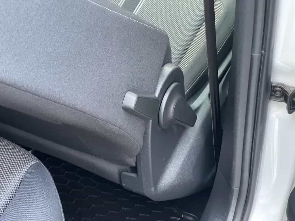 Volkswagen T-ROC STYLE °LANE °4-SEASON °SCHECKHEFT GARANTIE 02/2019-photo-43