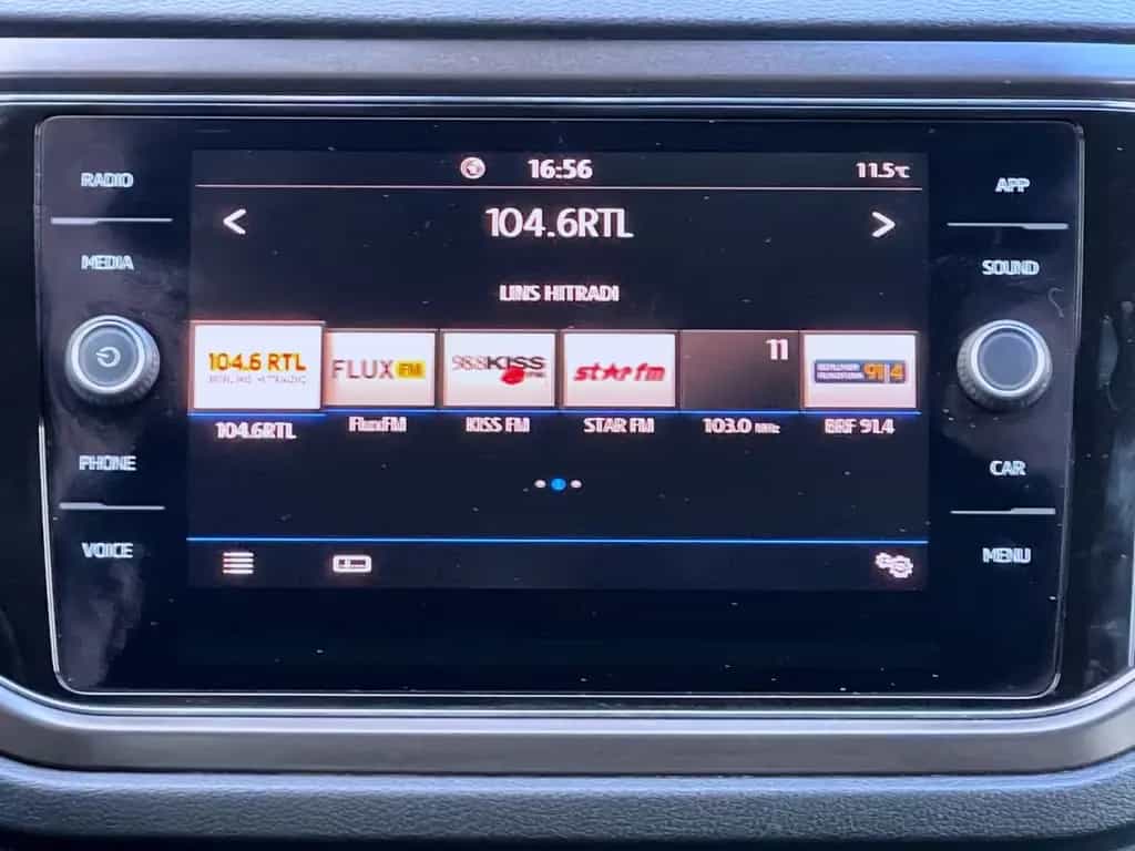Volkswagen T-ROC STYLE °LANE °4-SEASON °SCHECKHEFT GARANTIE 02/2019-photo-47