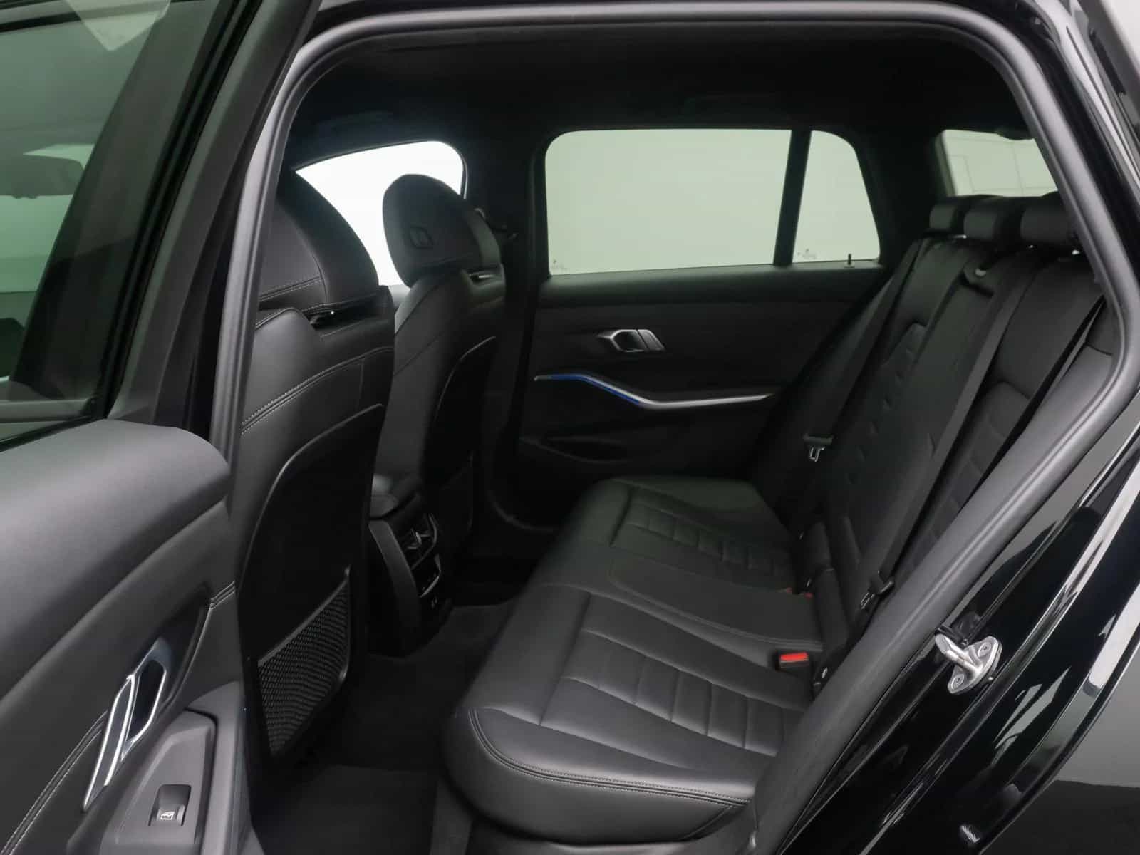 BMW 3 Series 320d Touring Advantage AHK DrAss ParkAss HiFi 07/2021-photo-25