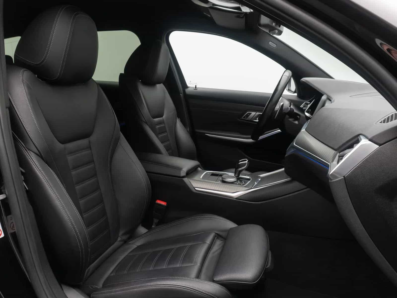 BMW 3 Series 320d Touring Advantage AHK DrAss ParkAss HiFi 07/2021-photo-35