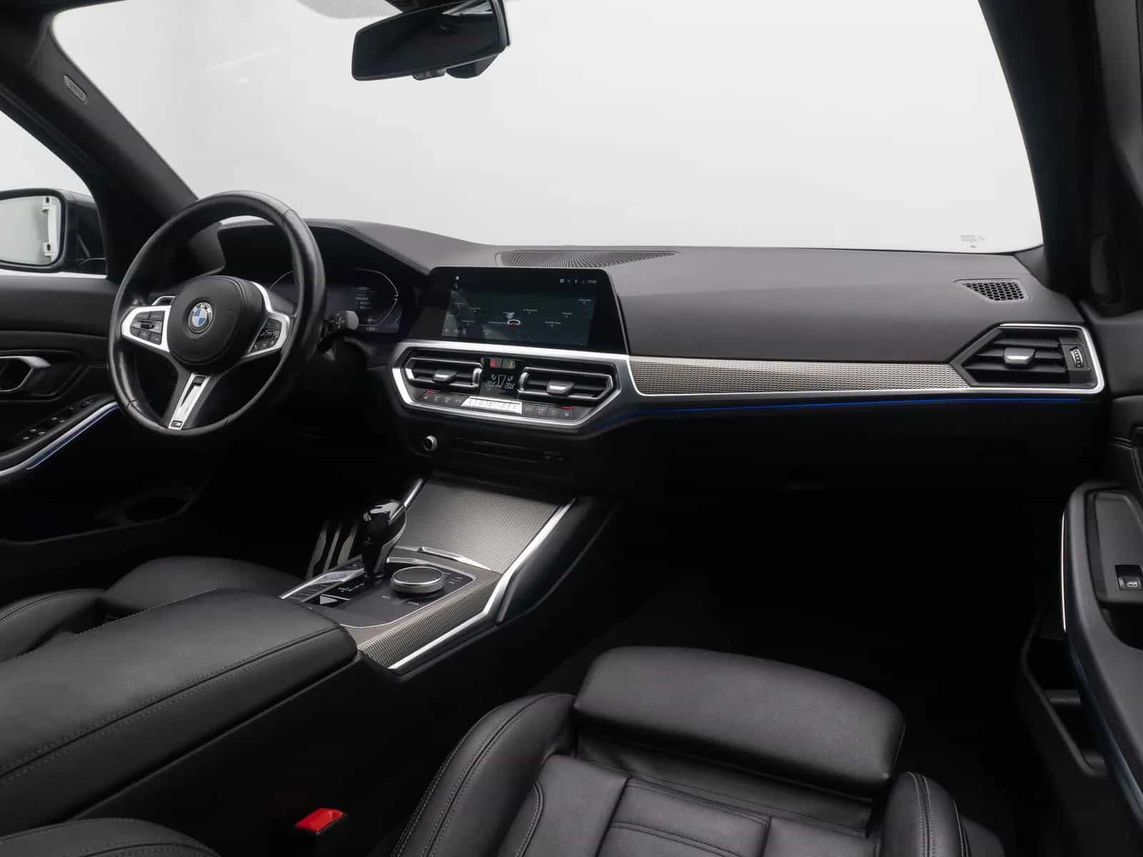 BMW 3 Series 320d Touring Advantage AHK DrAss ParkAss HiFi 07/2021-photo-39