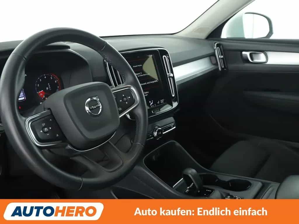 Volvo XC40 1.5 T3 Momentum Pro 2WD Aut.*NAVI*TEMPO*LED 01/2022-photo-10