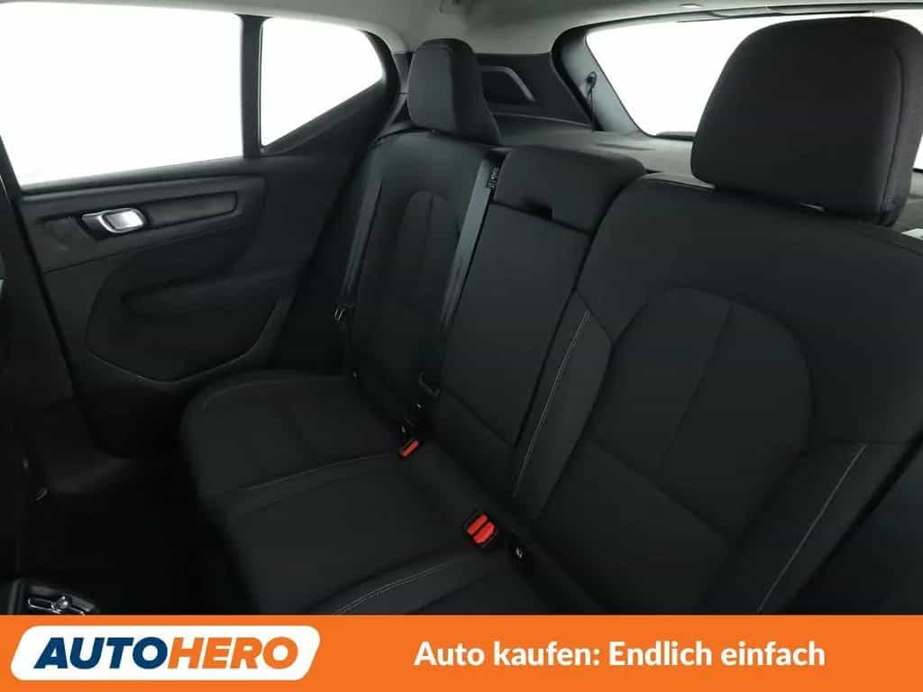 Volvo XC40 1.5 T3 Momentum Pro 2WD Aut.*NAVI*TEMPO*LED 01/2022-photo-13