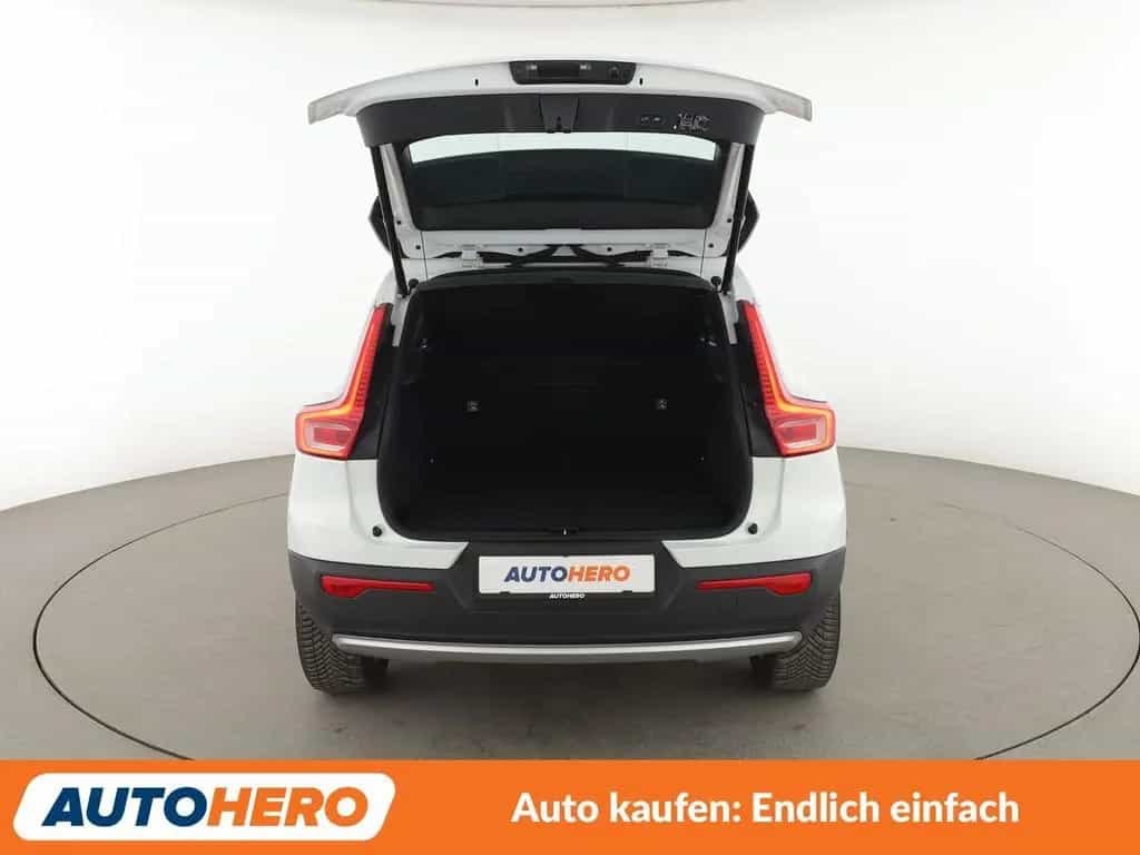 Volvo XC40 1.5 T3 Momentum Pro 2WD Aut.*NAVI*TEMPO*LED 01/2022-photo-16