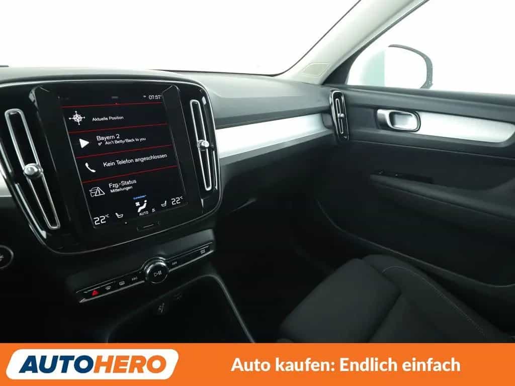 Volvo XC40 1.5 T3 Momentum Pro 2WD Aut.*NAVI*TEMPO*LED 01/2022-photo-26