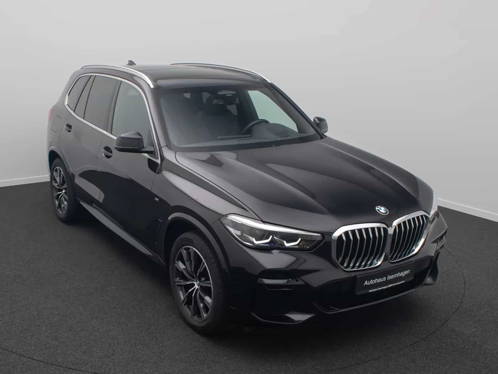 BMW X5 03/2023-photo-2