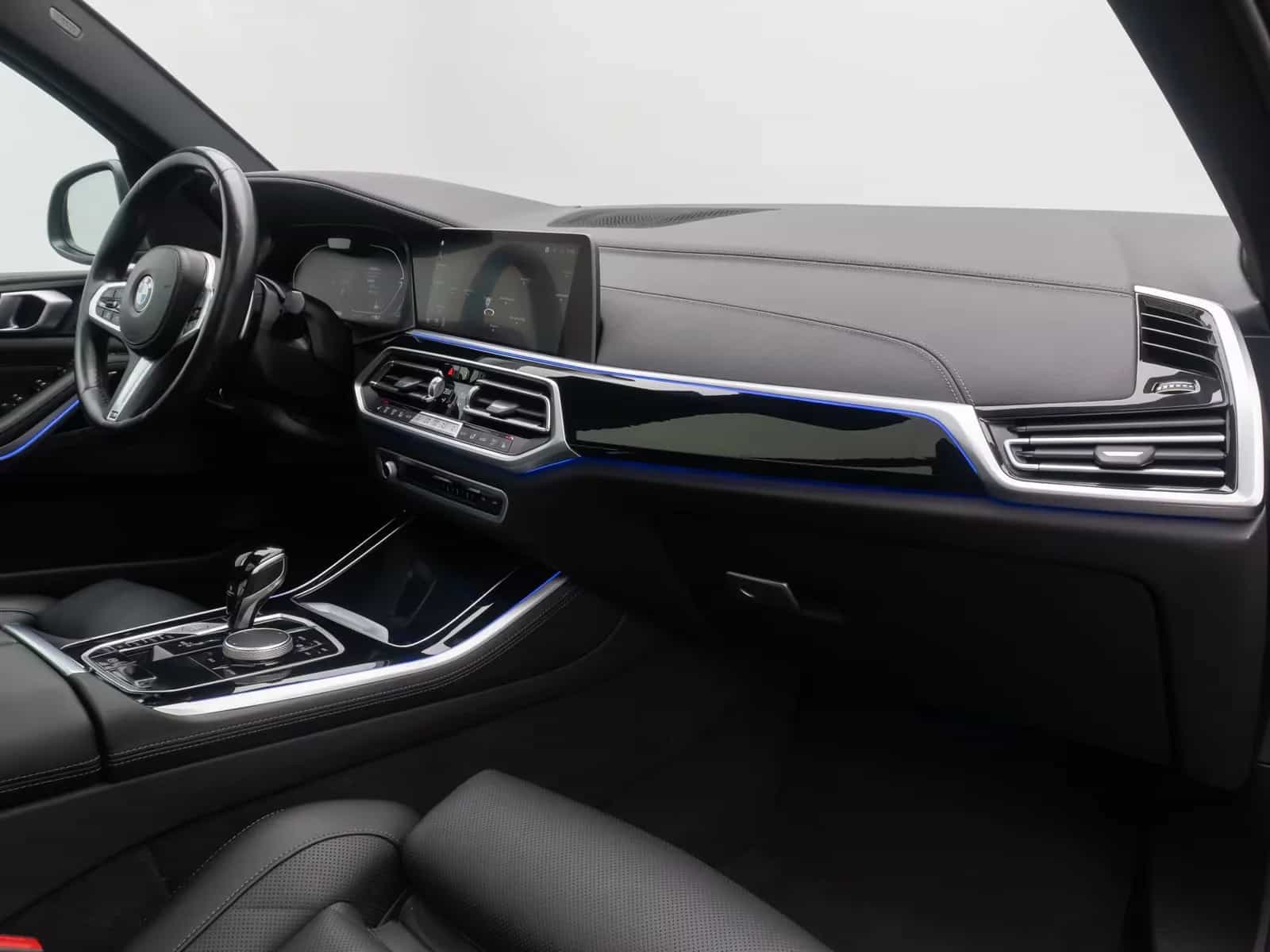 BMW X5 03/2023-photo-23