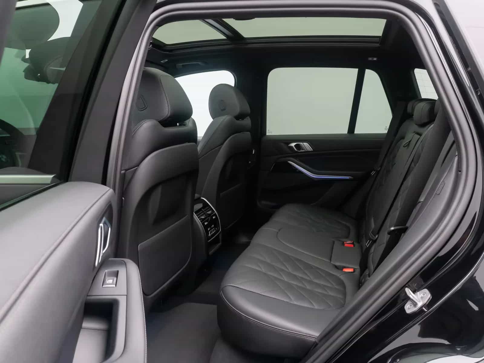 BMW X5 03/2023-photo-25