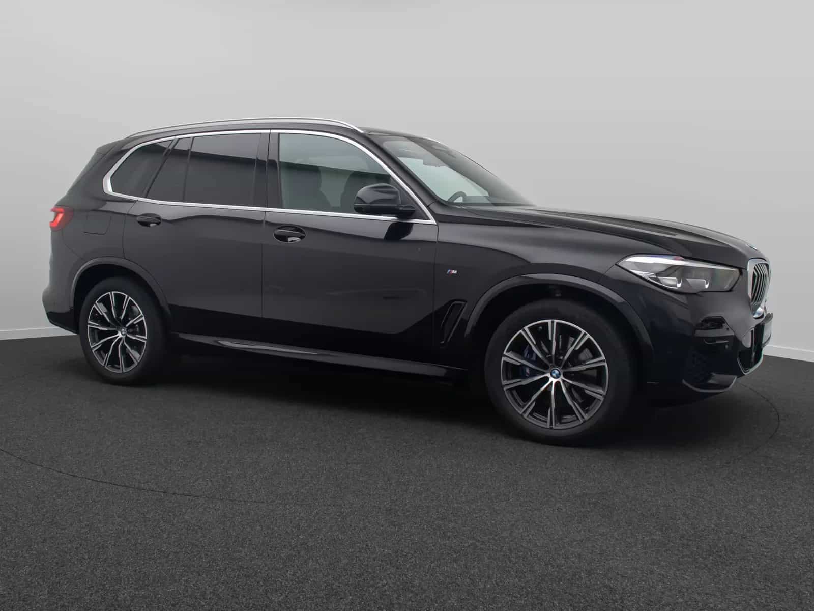 BMW X5 03/2023-photo-3