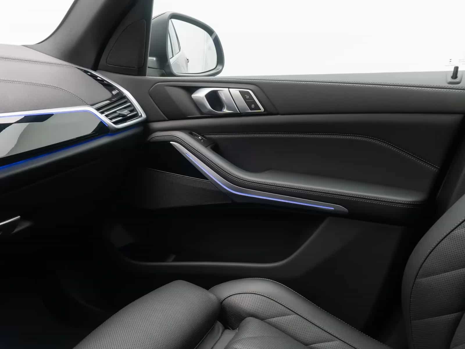 BMW X5 03/2023-photo-35