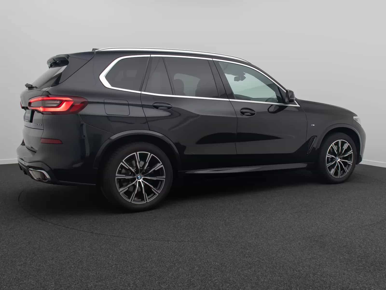 BMW X5 03/2023-photo-5