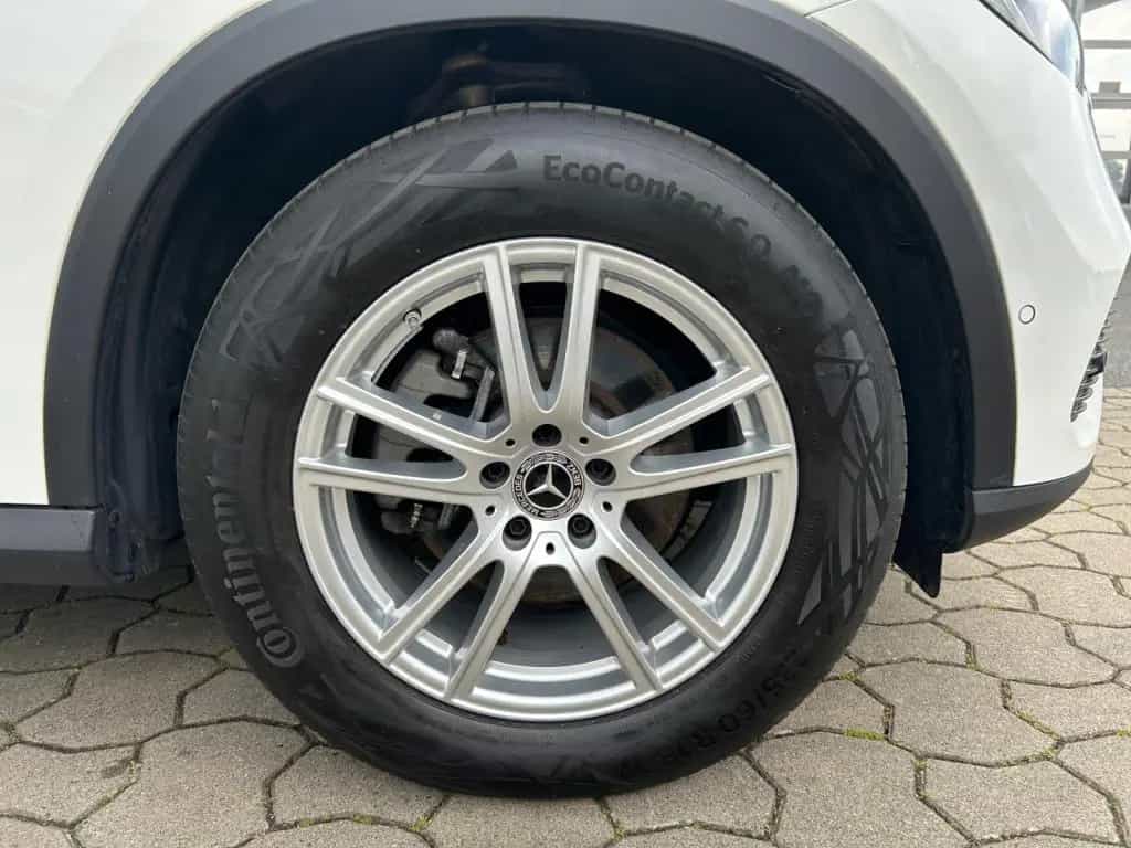 Mercedes-Benz GLC-Class 220 d 4M Avantgarde/LED/Standheizung/Pano-SD 12/2024-photo-4