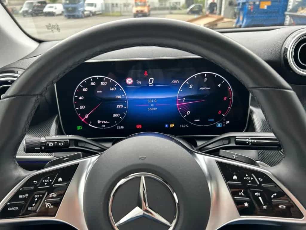 Mercedes-Benz GLC-Class 220 d 4M Avantgarde/LED/Standheizung/Pano-SD 12/2024-photo-6