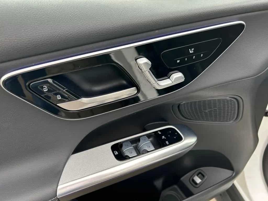 Mercedes-Benz GLC-Class 220 d 4M Avantgarde/LED/Standheizung/Pano-SD 12/2024-photo-8