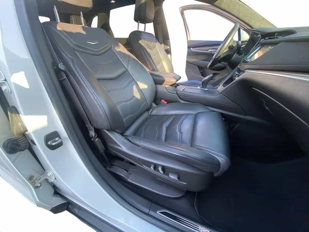 Cadillac XT5 PLATINUM 3.6HFV6 AT8 S/S Dig.Cockpit HUD BT 09/2016-photo-17