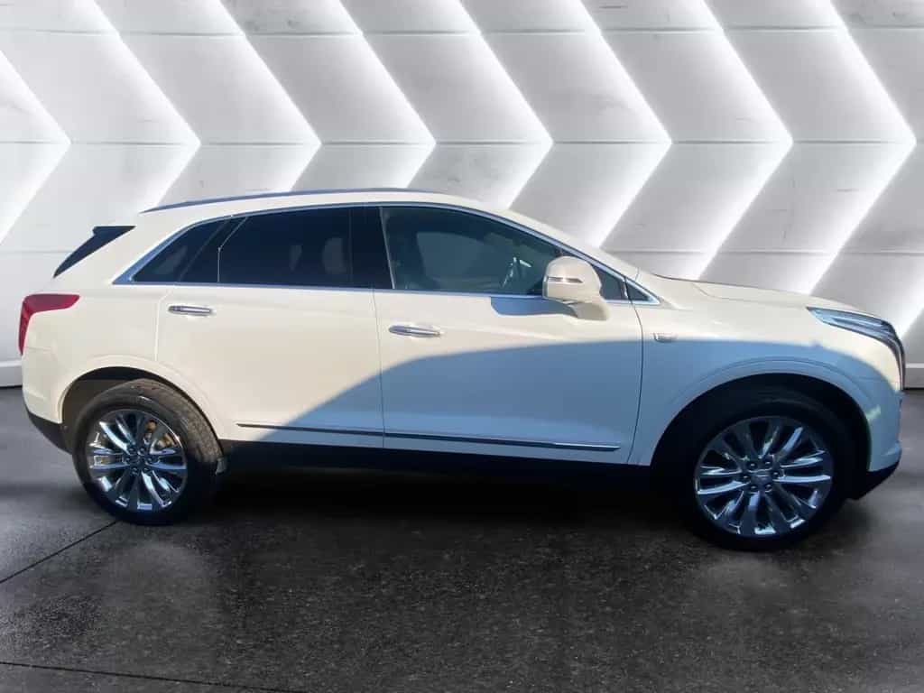 Cadillac XT5 PLATINUM 3.6HFV6 AT8 S/S Dig.Cockpit HUD BT 09/2016-photo-4