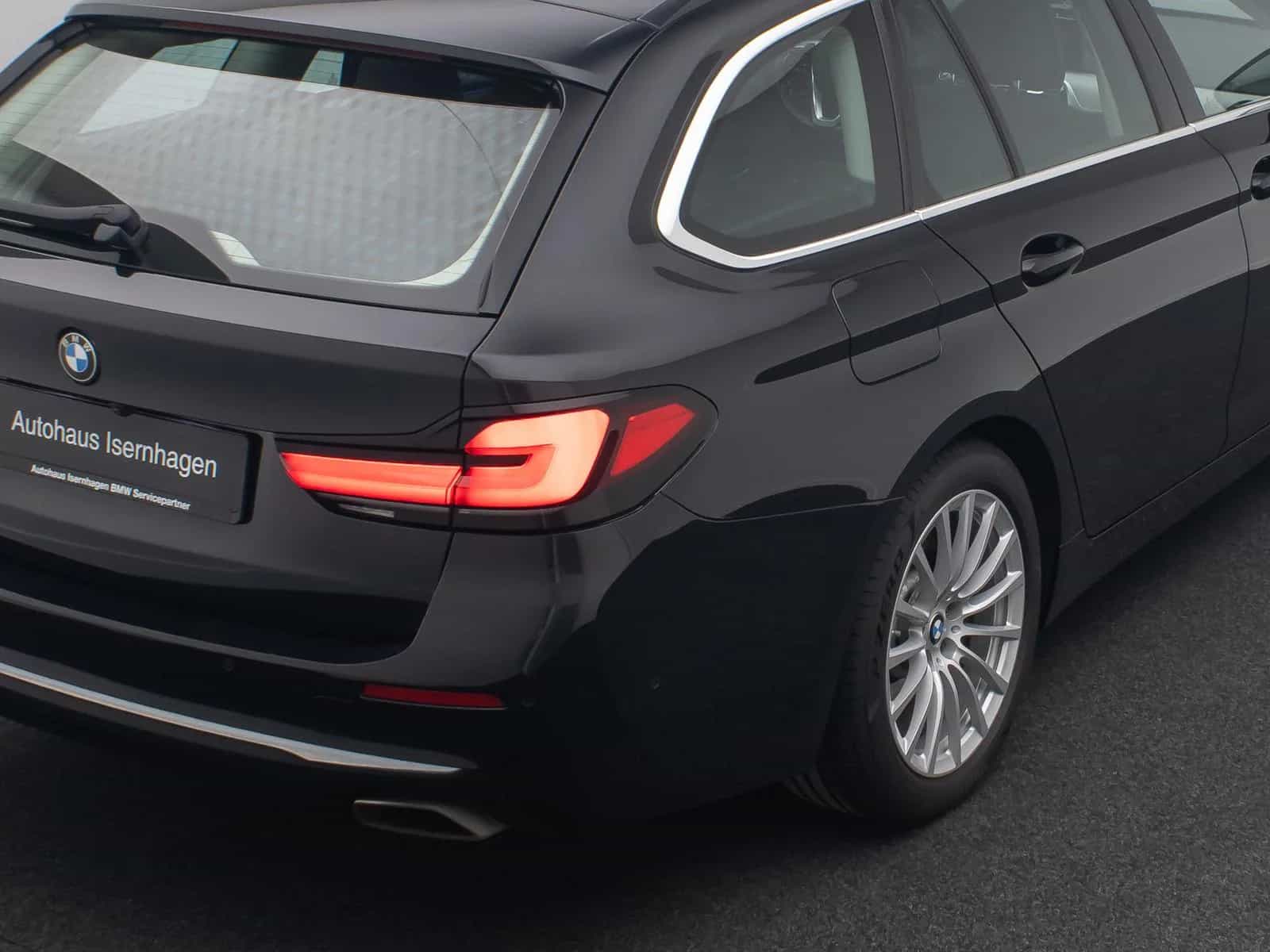 BMW 5 Series 540d xD Luxury Line Panorama H/K HUD Belüftung 12/2022-photo-15
