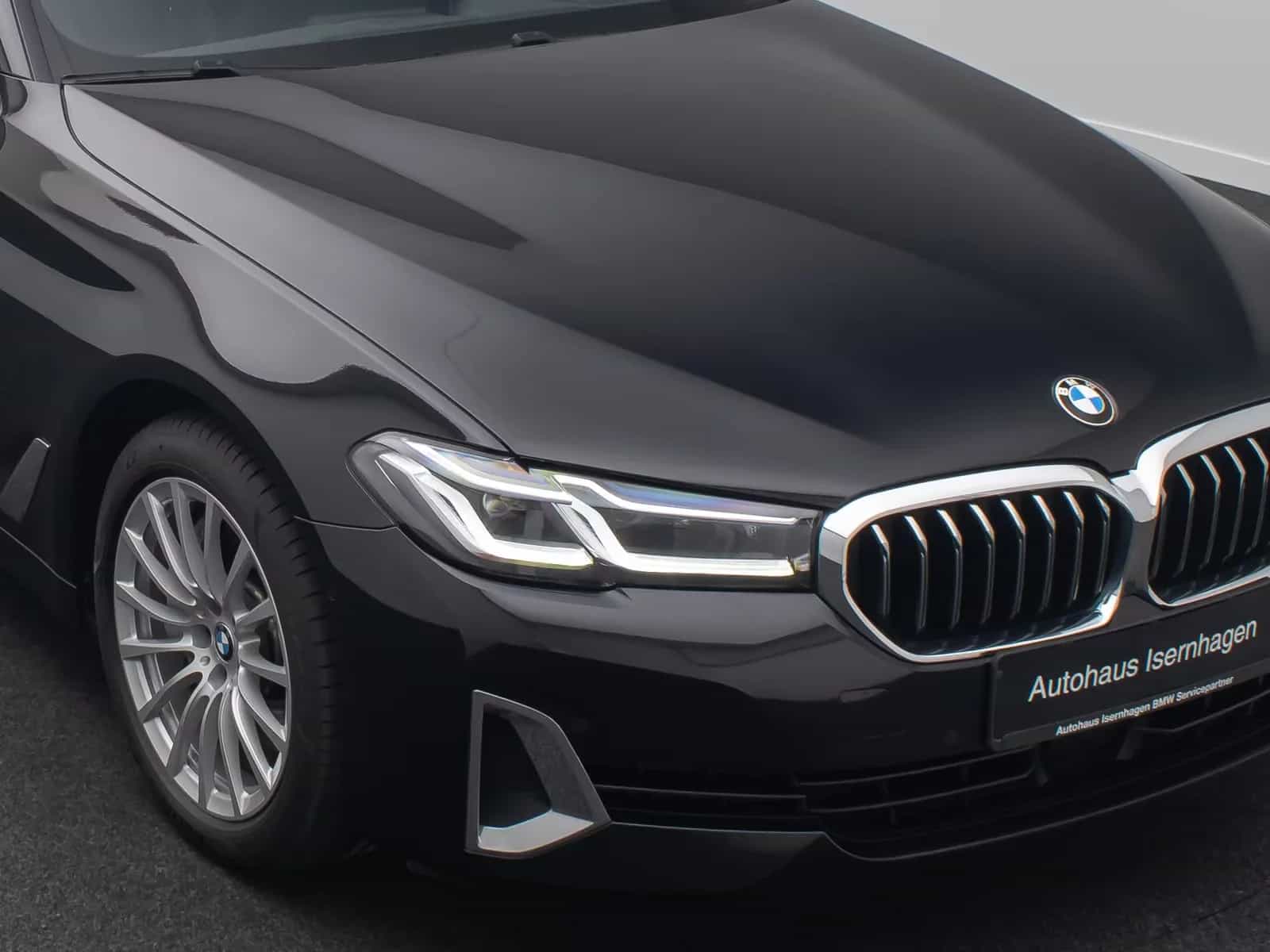 BMW 5 Series 540d xD Luxury Line Panorama H/K HUD Belüftung 12/2022-photo-18