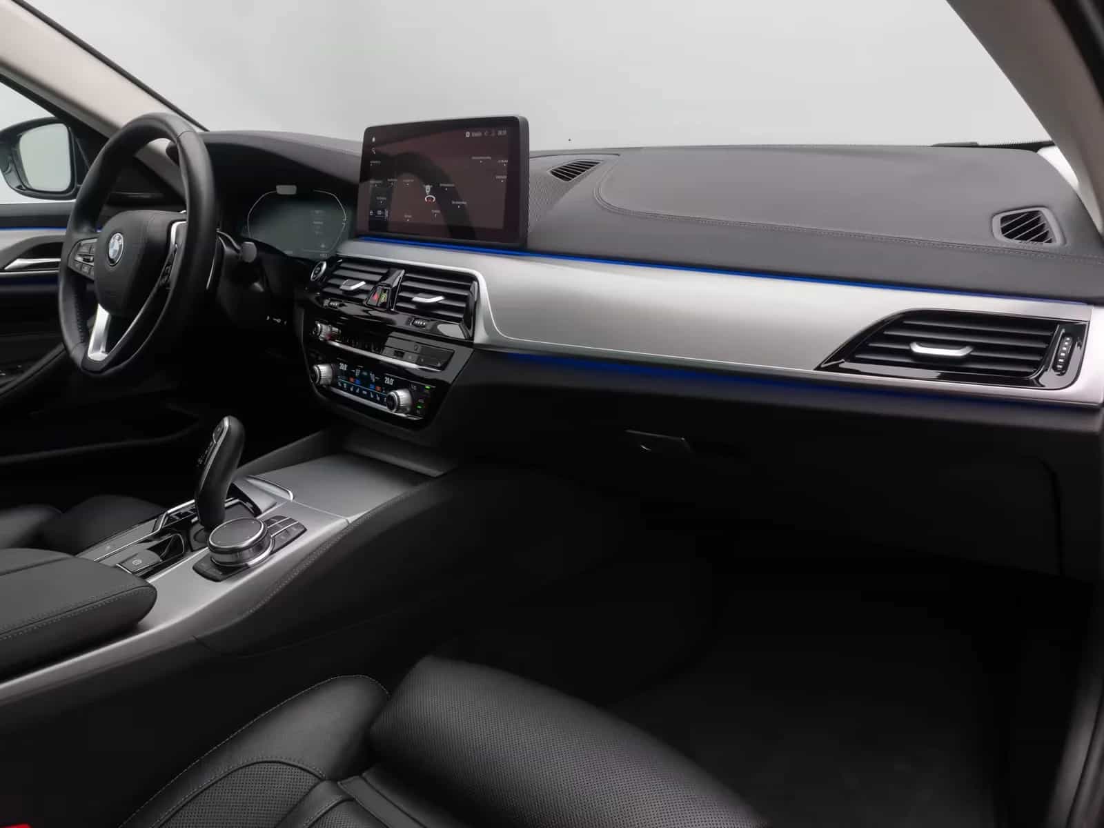 BMW 5 Series 540d xD Luxury Line Panorama H/K HUD Belüftung 12/2022-photo-23