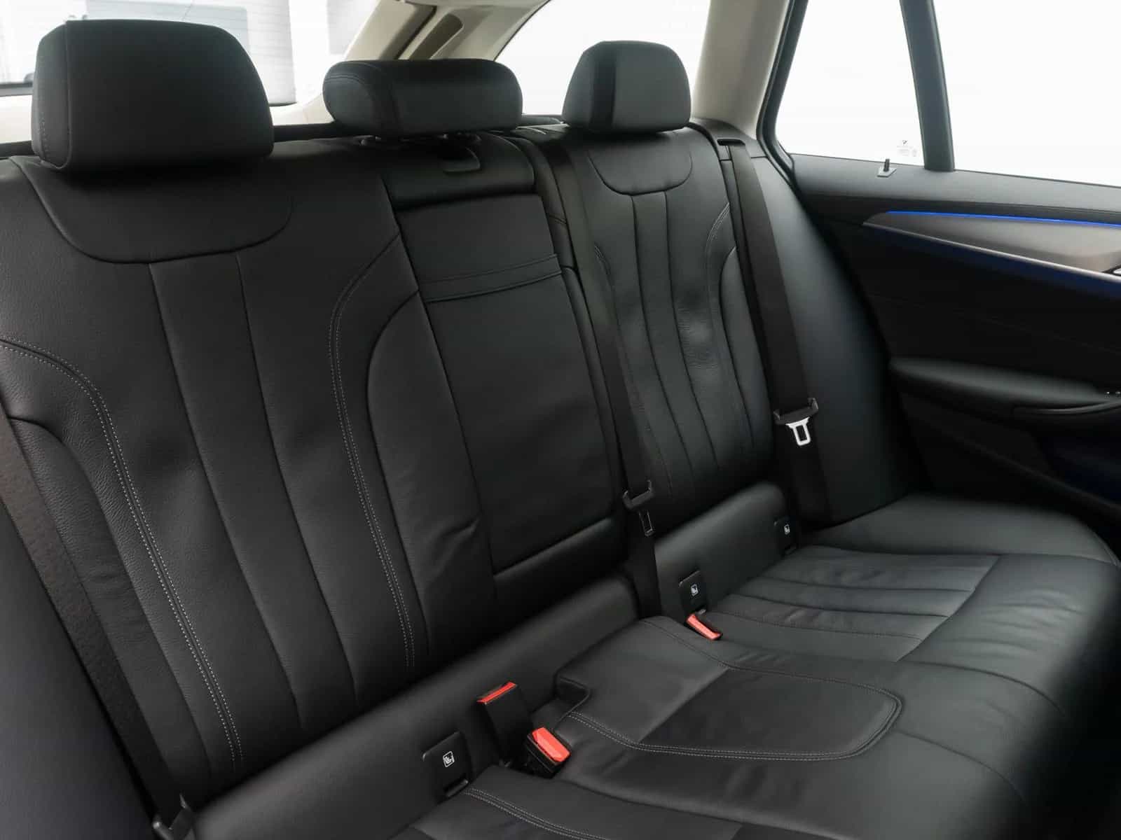 BMW 5 Series 540d xD Luxury Line Panorama H/K HUD Belüftung 12/2022-photo-29