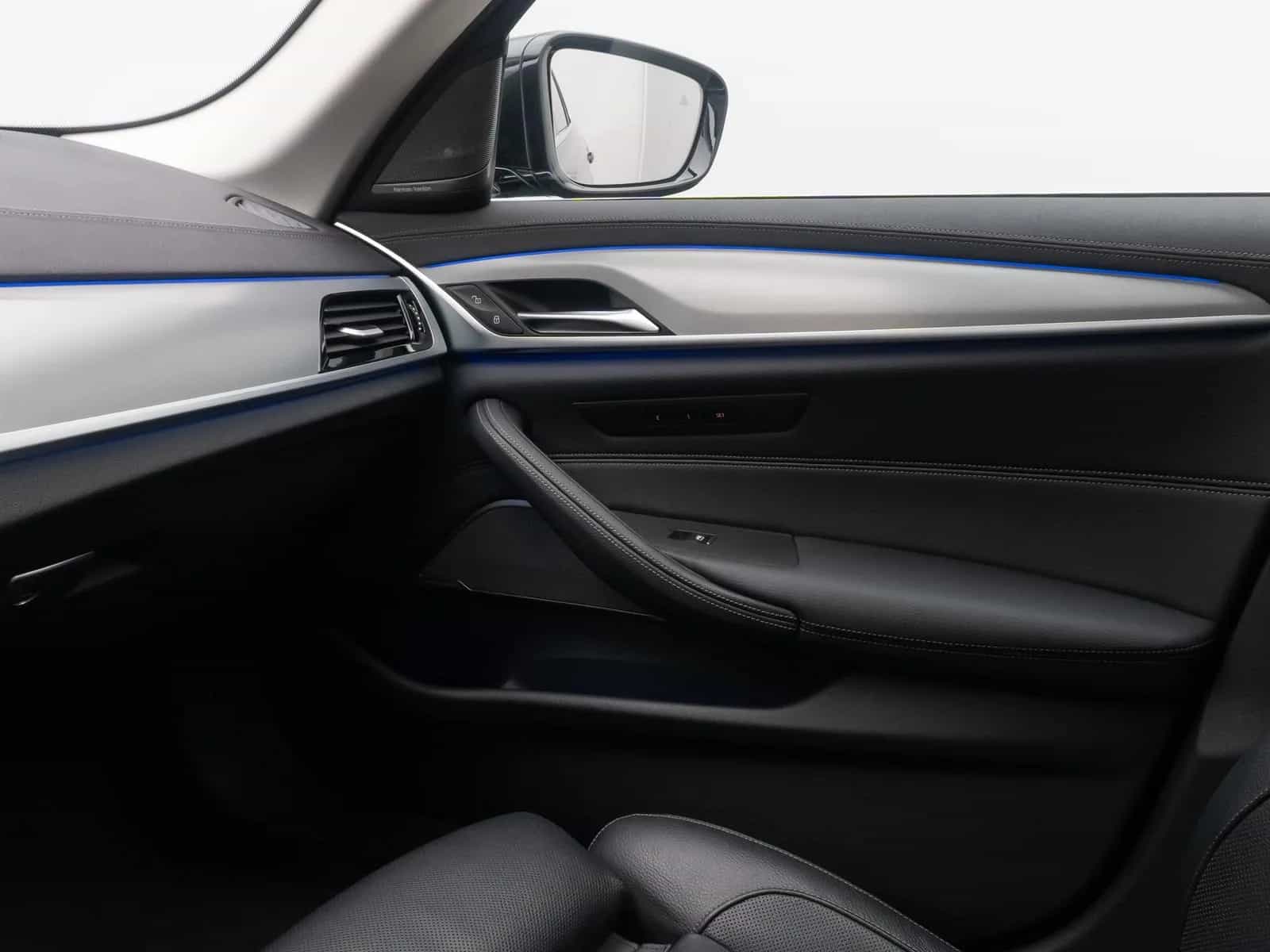 BMW 5 Series 540d xD Luxury Line Panorama H/K HUD Belüftung 12/2022-photo-35