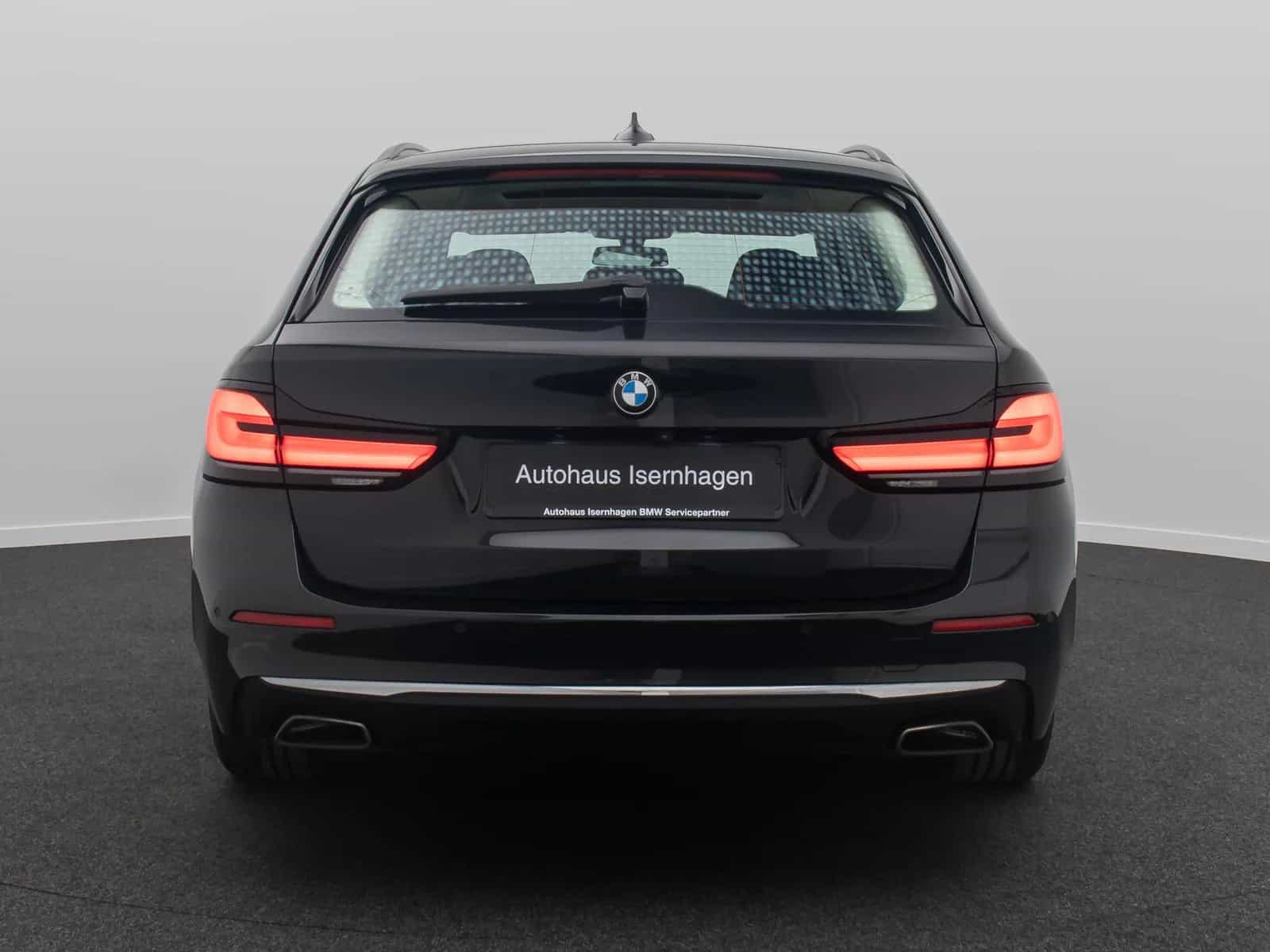 BMW 5 Series 540d xD Luxury Line Panorama H/K HUD Belüftung 12/2022-photo-7