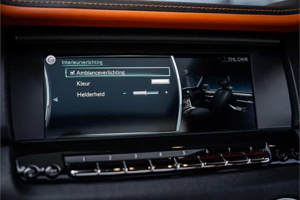 Rolls-Royce Cullinan 6.75 V12 - Panorama | Bespoke Audio | M 11/2018-photo-15