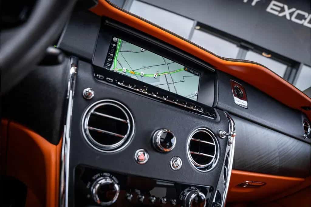 Rolls-Royce Cullinan 6.75 V12 - Panorama | Bespoke Audio | M 11/2018-photo-19