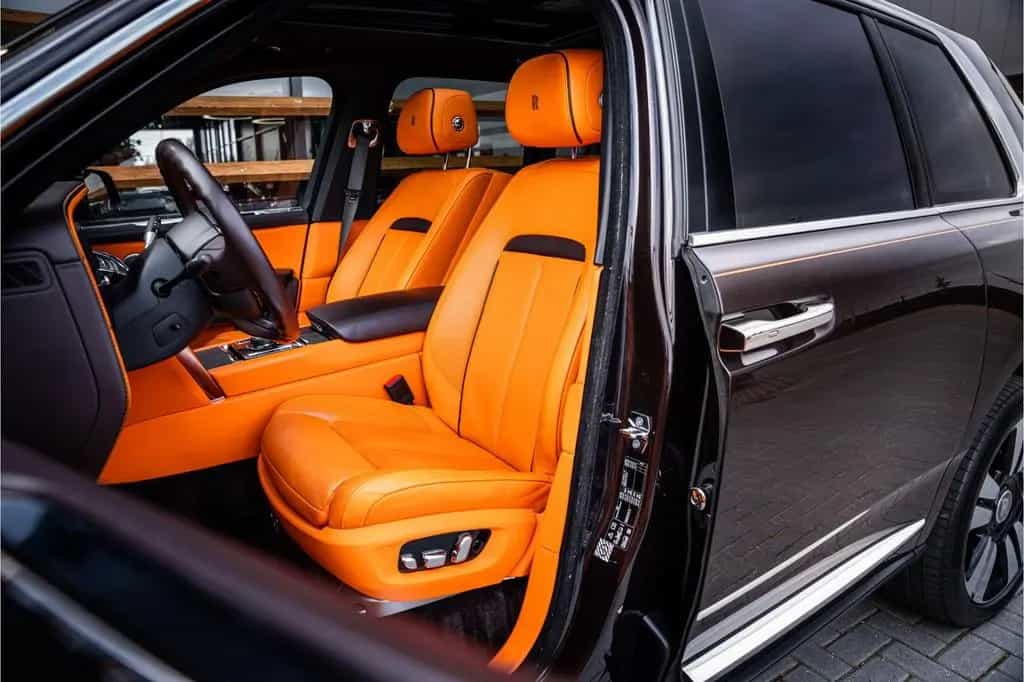 Rolls-Royce Cullinan 6.75 V12 - Panorama | Bespoke Audio | M 11/2018-photo-31