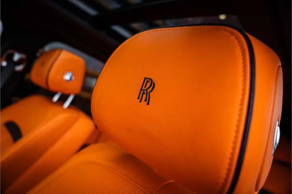Rolls-Royce Cullinan 6.75 V12 - Panorama | Bespoke Audio | M 11/2018-photo-33