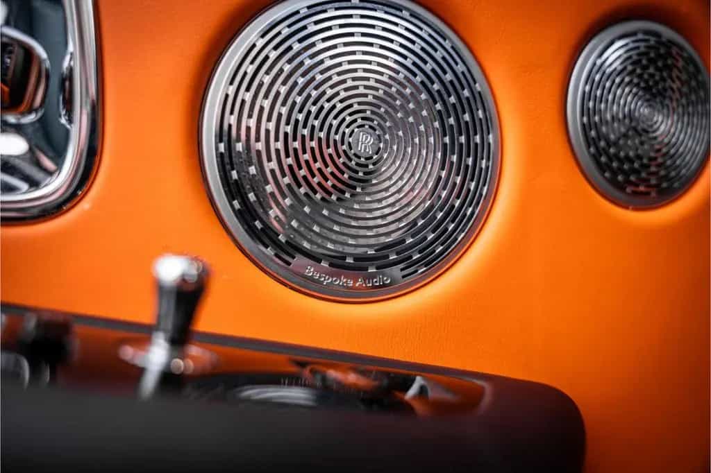 Rolls-Royce Cullinan 6.75 V12 - Panorama | Bespoke Audio | M 11/2018-photo-37