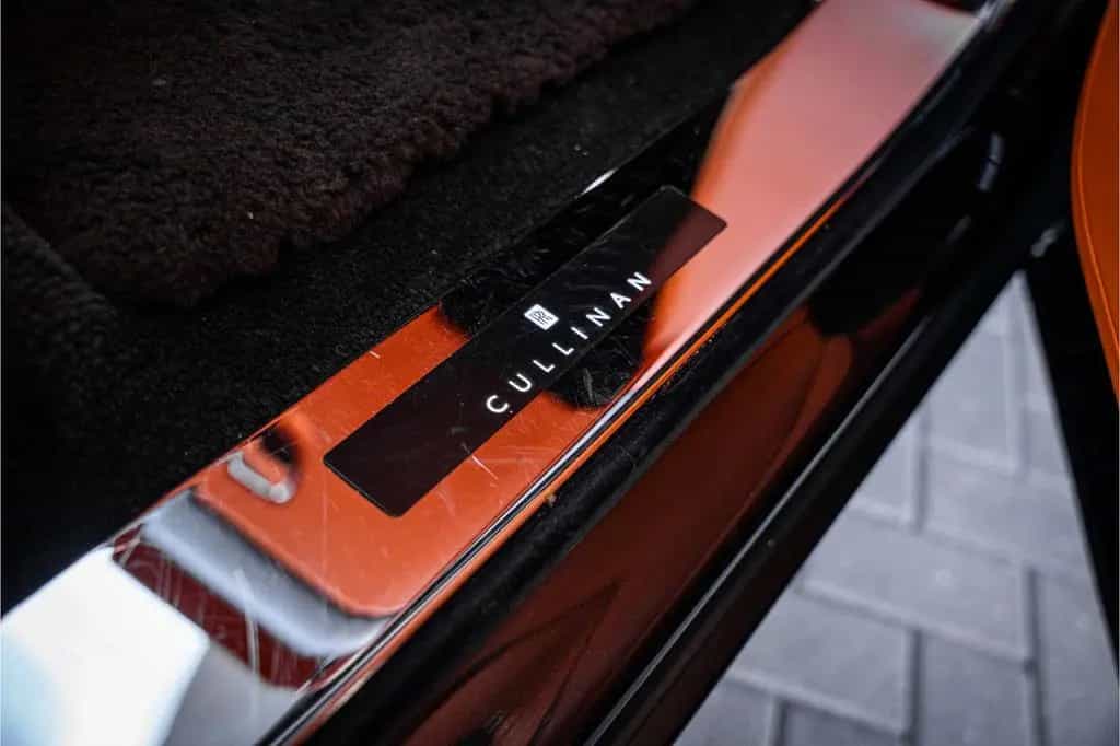 Rolls-Royce Cullinan 6.75 V12 - Panorama | Bespoke Audio | M 11/2018-photo-45