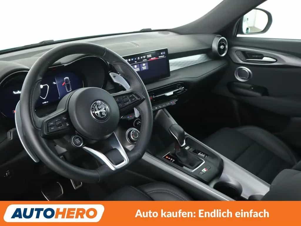 Alfa Romeo Tonale 1.5 VGT Edizione Speciale Aut.*NAVI*CAM* 06/2024-photo-9