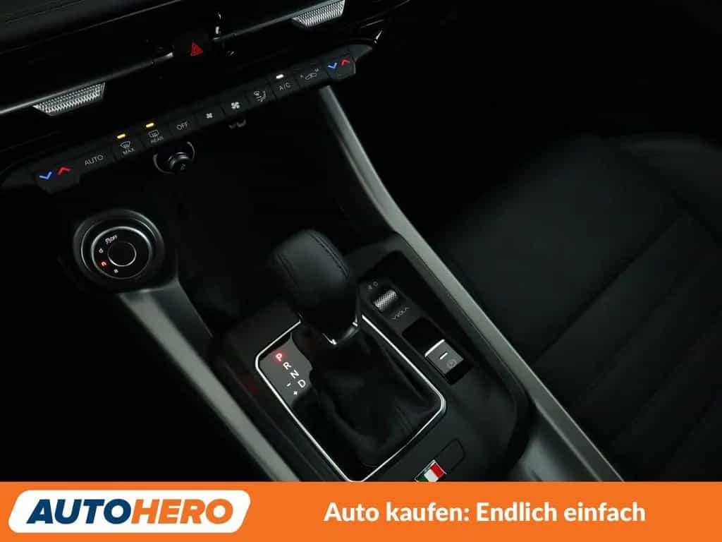 Alfa Romeo Tonale 1.5 VGT Edizione Speciale Aut.*NAVI*CAM* 06/2024-photo-24