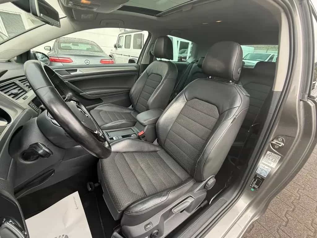 Volkswagen Golf VII PANO/TEILLEDER/KLIMA/PDC/SHZ/8FACH 05/2015-photo-10