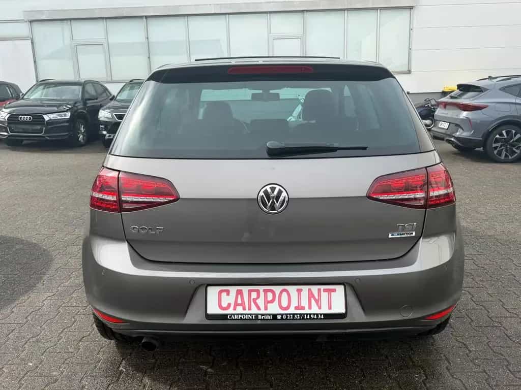 Volkswagen Golf VII PANO/TEILLEDER/KLIMA/PDC/SHZ/8FACH 05/2015-photo-5