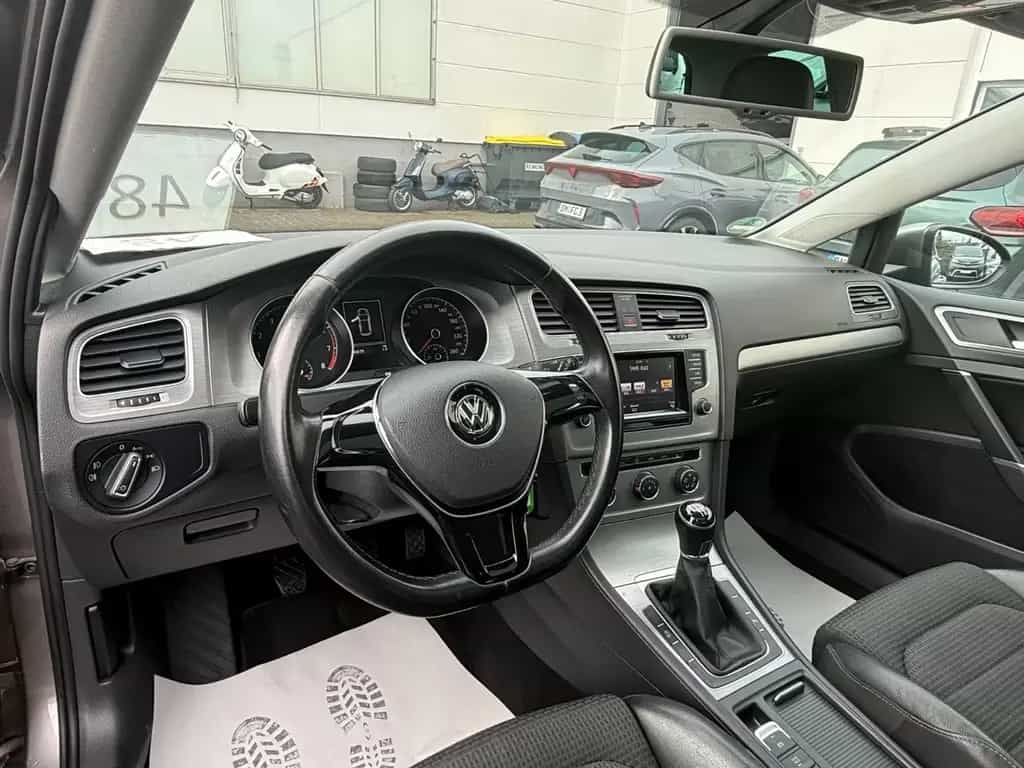 Volkswagen Golf VII PANO/TEILLEDER/KLIMA/PDC/SHZ/8FACH 05/2015-photo-8