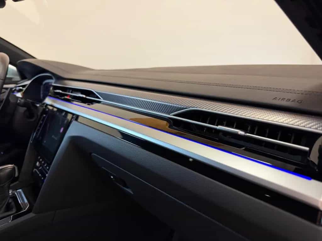 Volkswagen Arteon SB R 4M/MATRIX/AHK/PANO/360°/4xSHZ/NAVI 01/2023-photo-24
