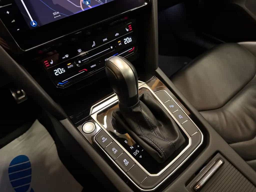 Volkswagen Arteon SB R 4M/MATRIX/AHK/PANO/360°/4xSHZ/NAVI 01/2023-photo-35