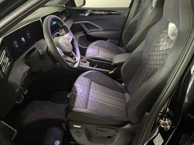 Volkswagen Tiguan R-Line 1.5 eTSI DSG AHK+PANO+NAVI null-photo-4