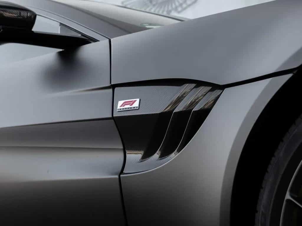 Aston Martin V8 Vantage F1 Edition Carbon Sitze 05/2023-photo-16