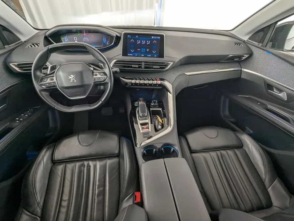 Peugeot 5008 1.2 PureTech 130 Allure LEDER+LED+PANO+NAVI 07/2017-photo-16
