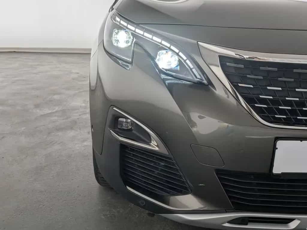 Peugeot 5008 1.2 PureTech 130 Allure LEDER+LED+PANO+NAVI 07/2017-photo-2