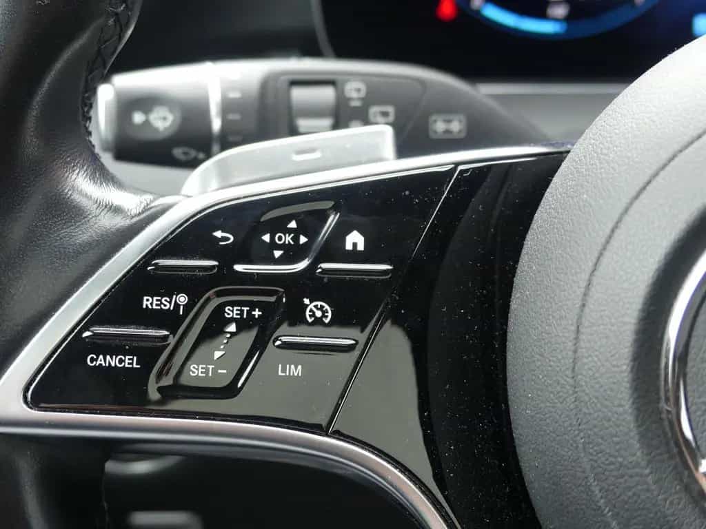 Mercedes-Benz E 220 Panorama*AHK*Kamera*Navi*SHZ*ab 299€ 09/2020-photo-19