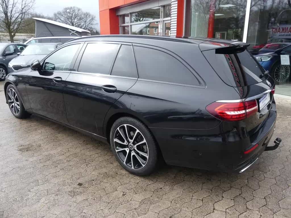 Mercedes-Benz E 220 Panorama*AHK*Kamera*Navi*SHZ*ab 299€ 09/2020-photo-2