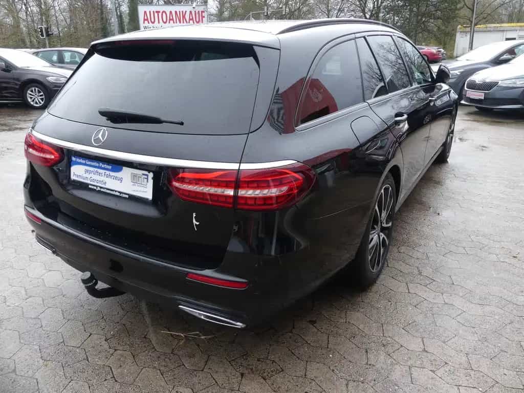 Mercedes-Benz E 220 Panorama*AHK*Kamera*Navi*SHZ*ab 299€ 09/2020-photo-5
