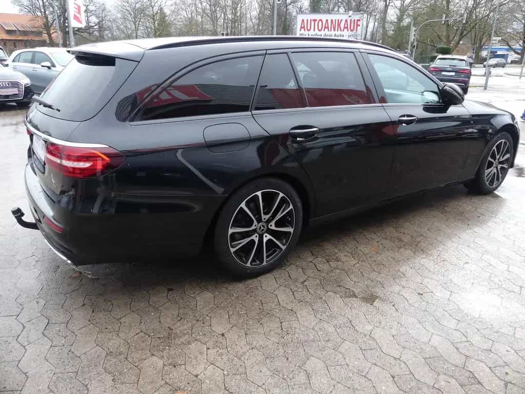 Mercedes-Benz E 220 Panorama*AHK*Kamera*Navi*SHZ*ab 299€ 09/2020-photo-6